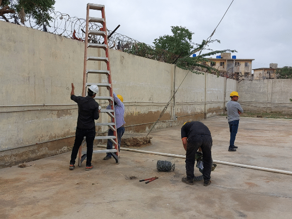 razor wire fence installation service