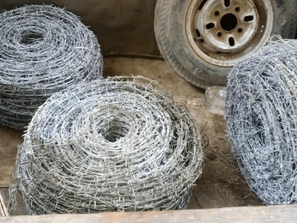 razor wire installation