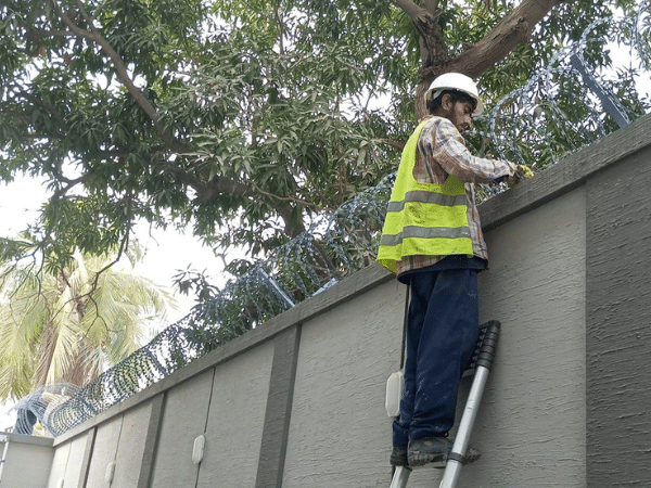 security fencing in Karachi